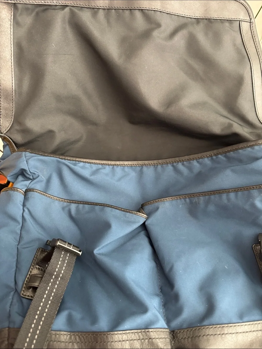 Coach Messenger Laptop Computer Bag